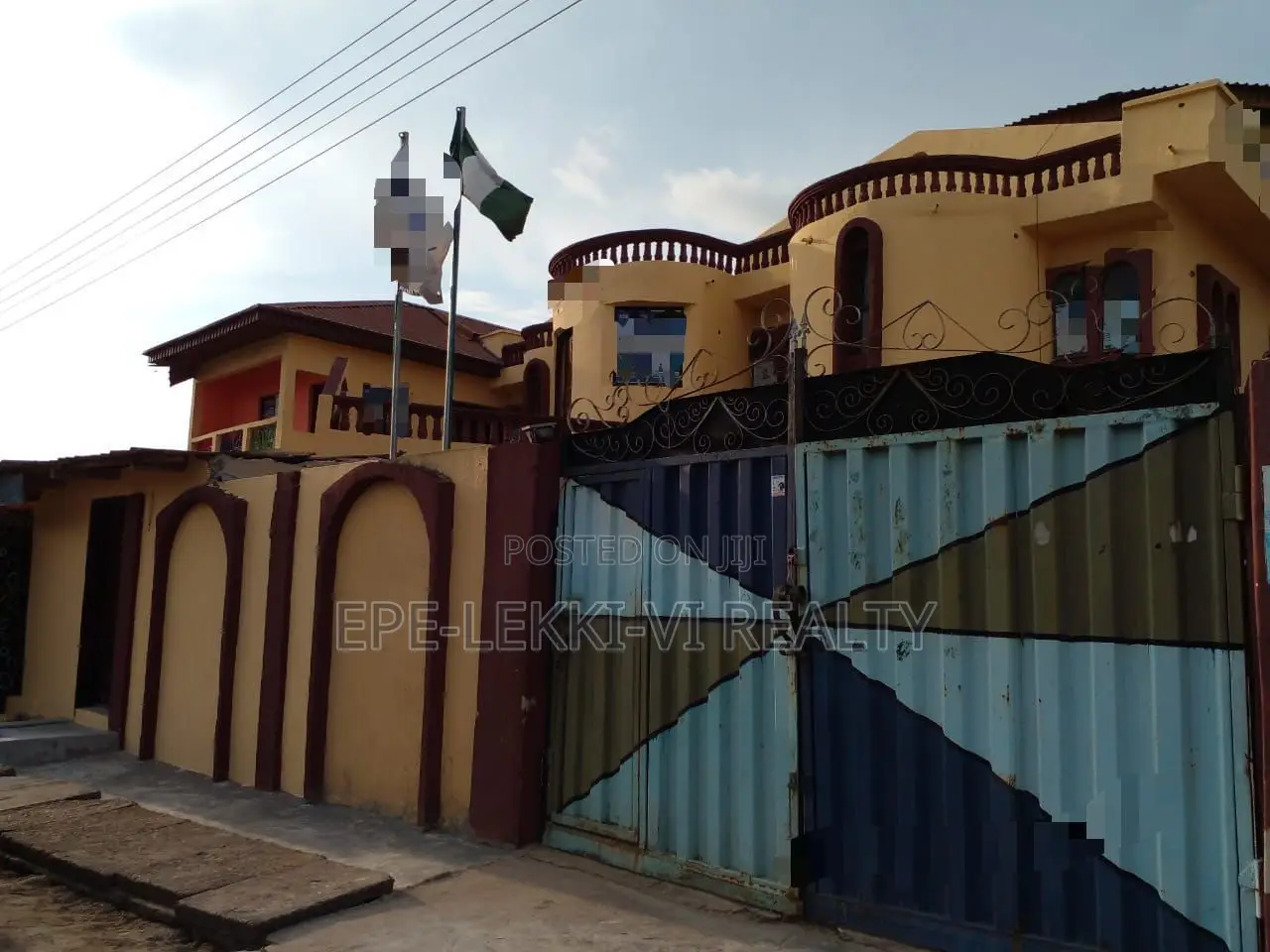 Commercial Building for Sale(Use: School,Hotel,Supermarket Etc) in Festac