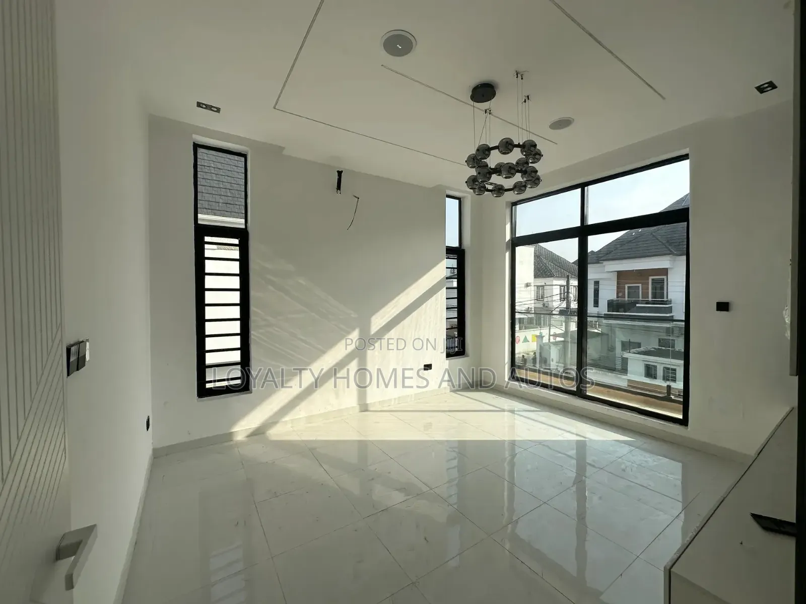4bdrm Duplex in GRA Phase 1 for sale in GRA Phase 1