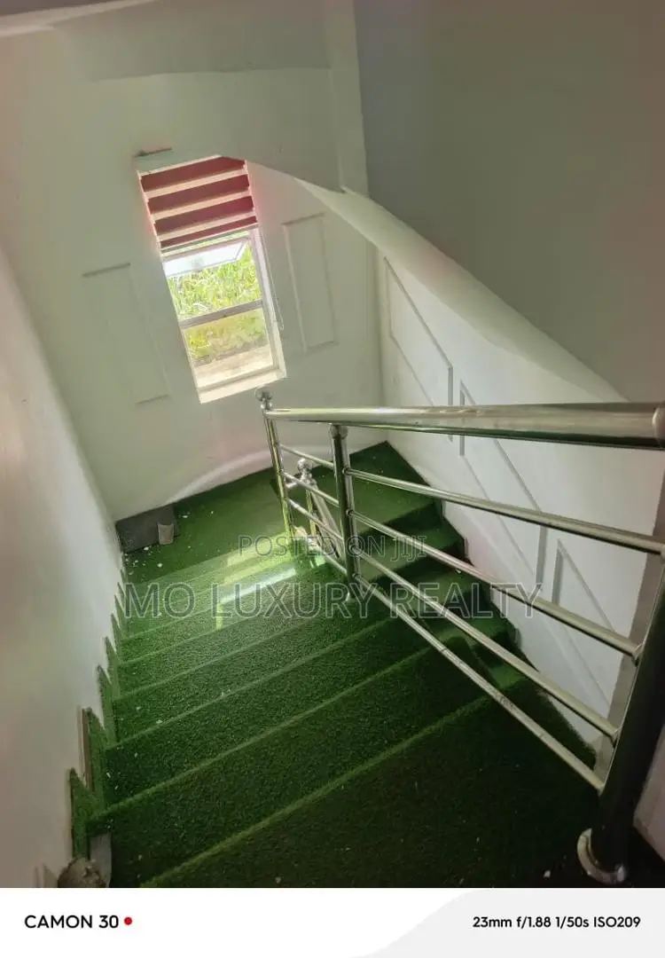 6 Bedroom Detached Duplex for Rent in Lekki Phase 1