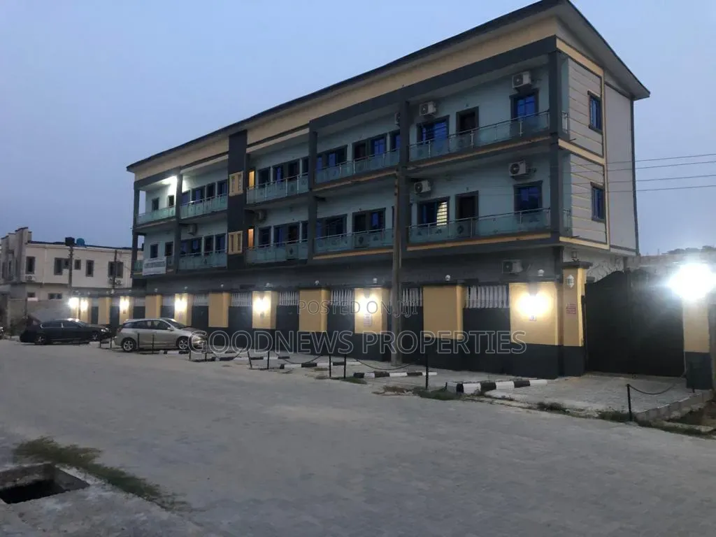 1bdrm Room & Parlour in Orchid Road Lekki, Ikota for rent in Ikota