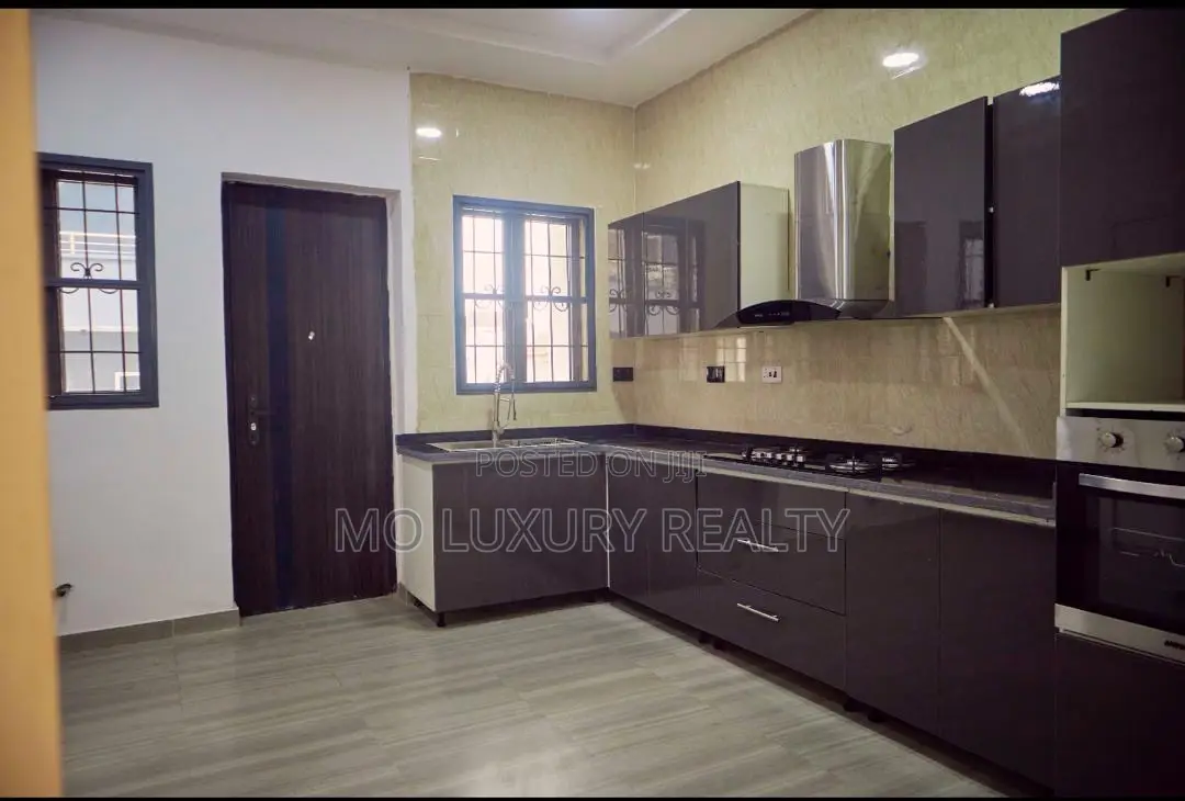 4bdrm Townhouse / Terrace in Victoria Island for rent in Victoria Island