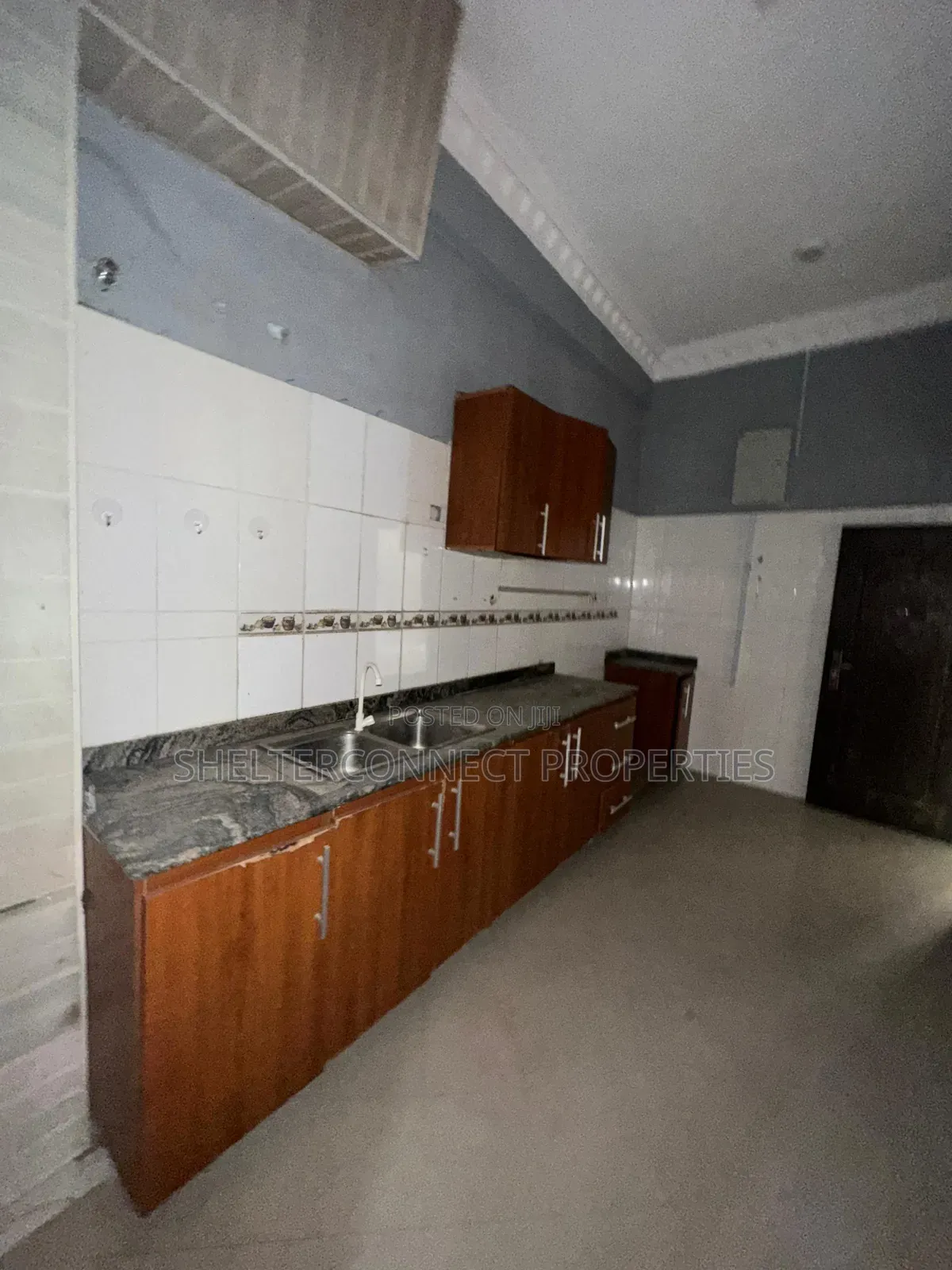 3bdrm Apartment in Ikota for rent in Ikota