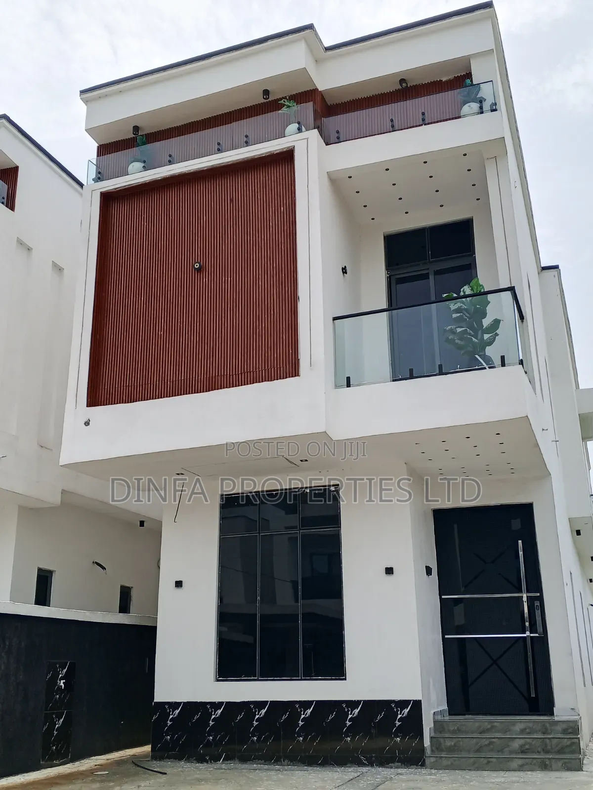 5bdrm Duplex in Ajah for sale in Ado / Ajah