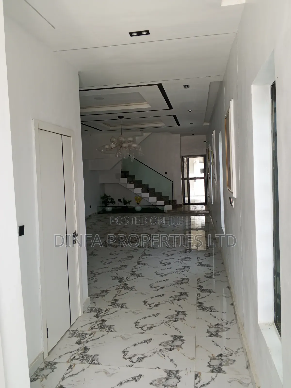 5bdrm Duplex in Ajah for sale in Ado / Ajah