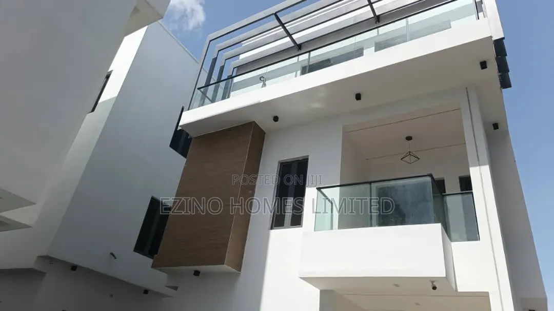 5bdrm Duplex in Mini Estate, Lekki Phase 1 for sale in Lekki Phase 1