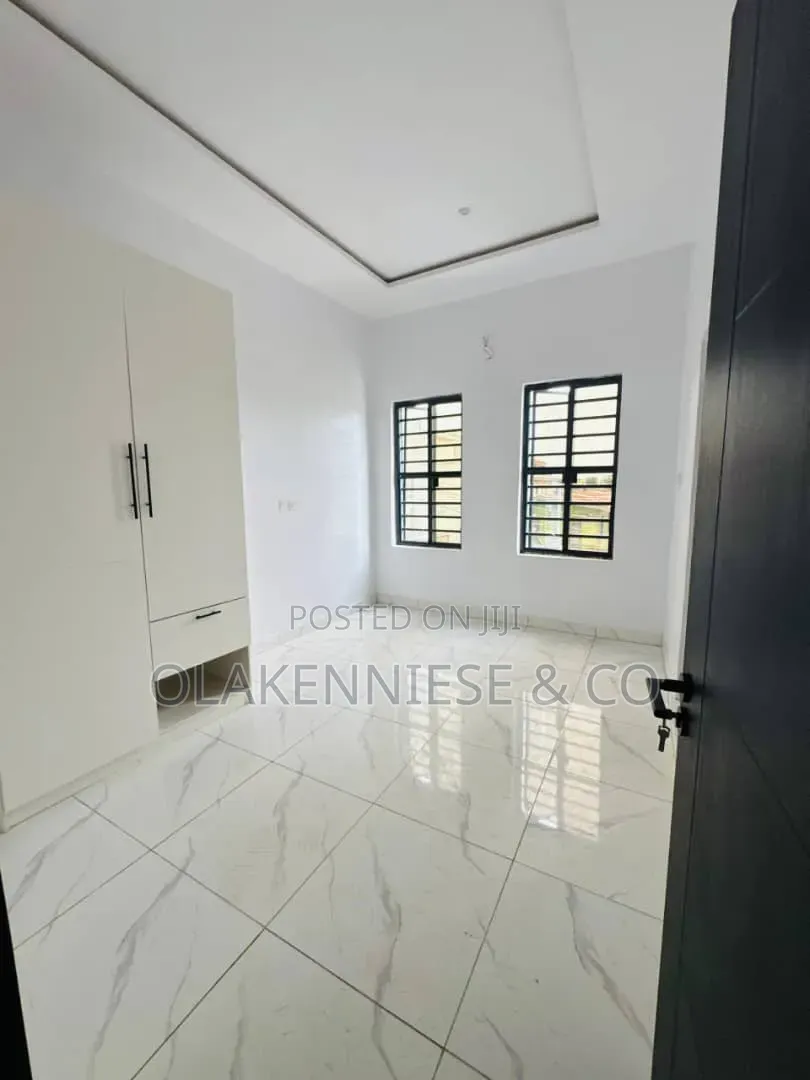 2bdrm Block of Flats in Masha Rd for rent in Masha