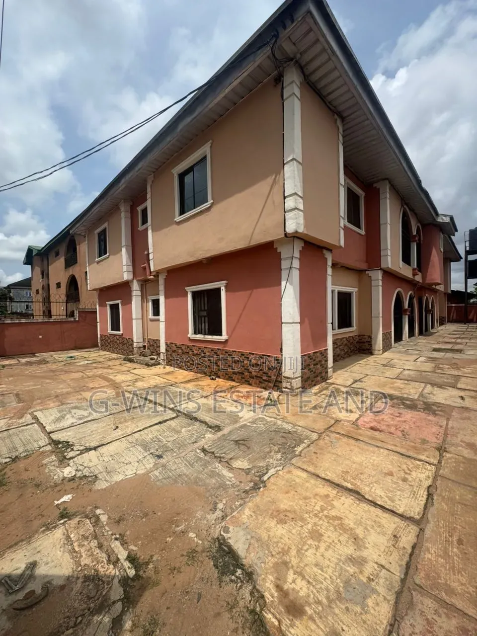 4bdrm Block of Flats in Federal Government, Benin City for sale in Benin City