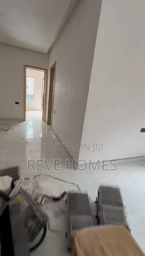 2bdrm Apartment in Fola Agoro for rent in Fola Agoro