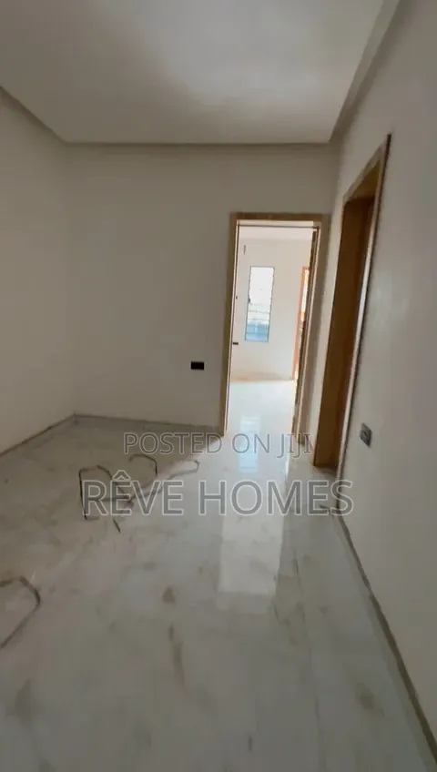 2bdrm Apartment in Fola Agoro for rent in Fola Agoro