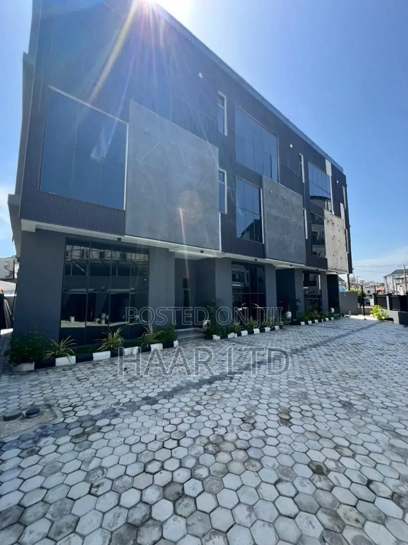 4bdrm Duplex in Ikate for sale in Ikate