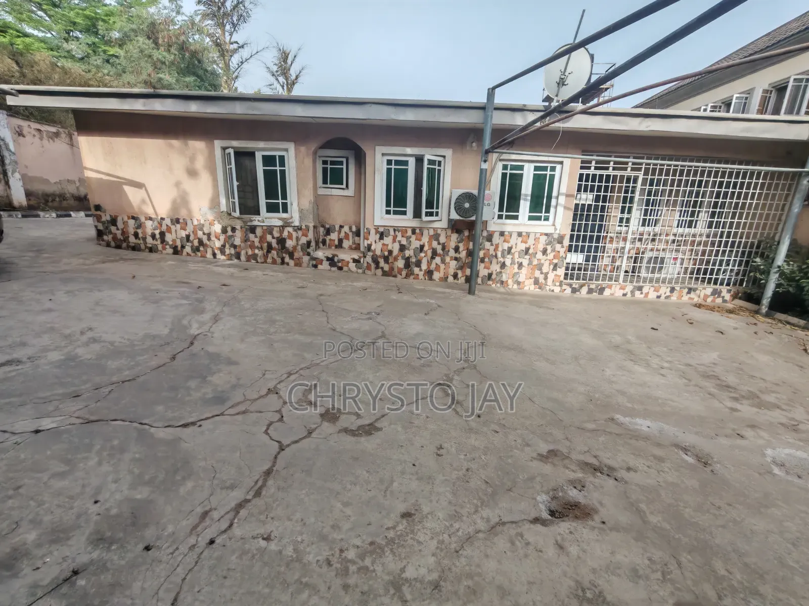 3bdrm Bungalow in Zone 6 / Wuse for sale in Zone 6 / Wuse
