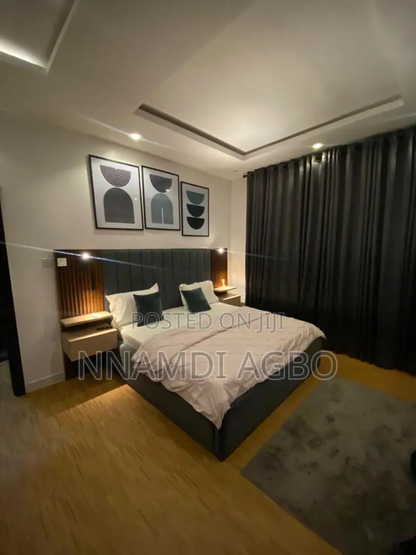 Furnished 1bdrm Apartment in Adekunle for sale in Adekunle