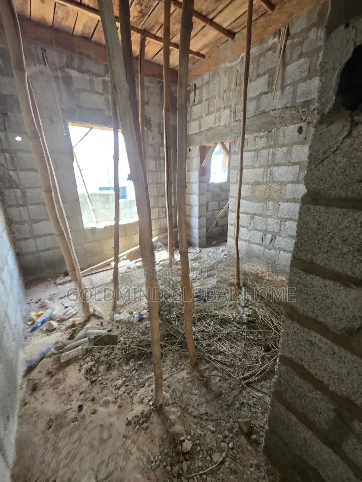 6bdrm Duplex in Lugbe District. for sale in Sabon Lugbe