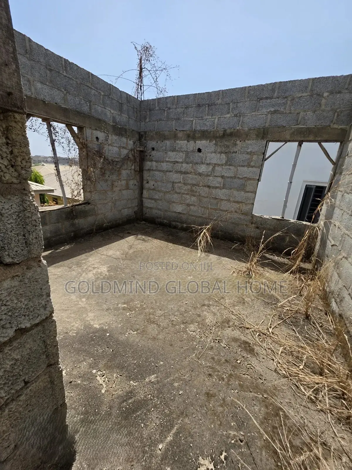 6bdrm Duplex in Lugbe District. for sale in Sabon Lugbe