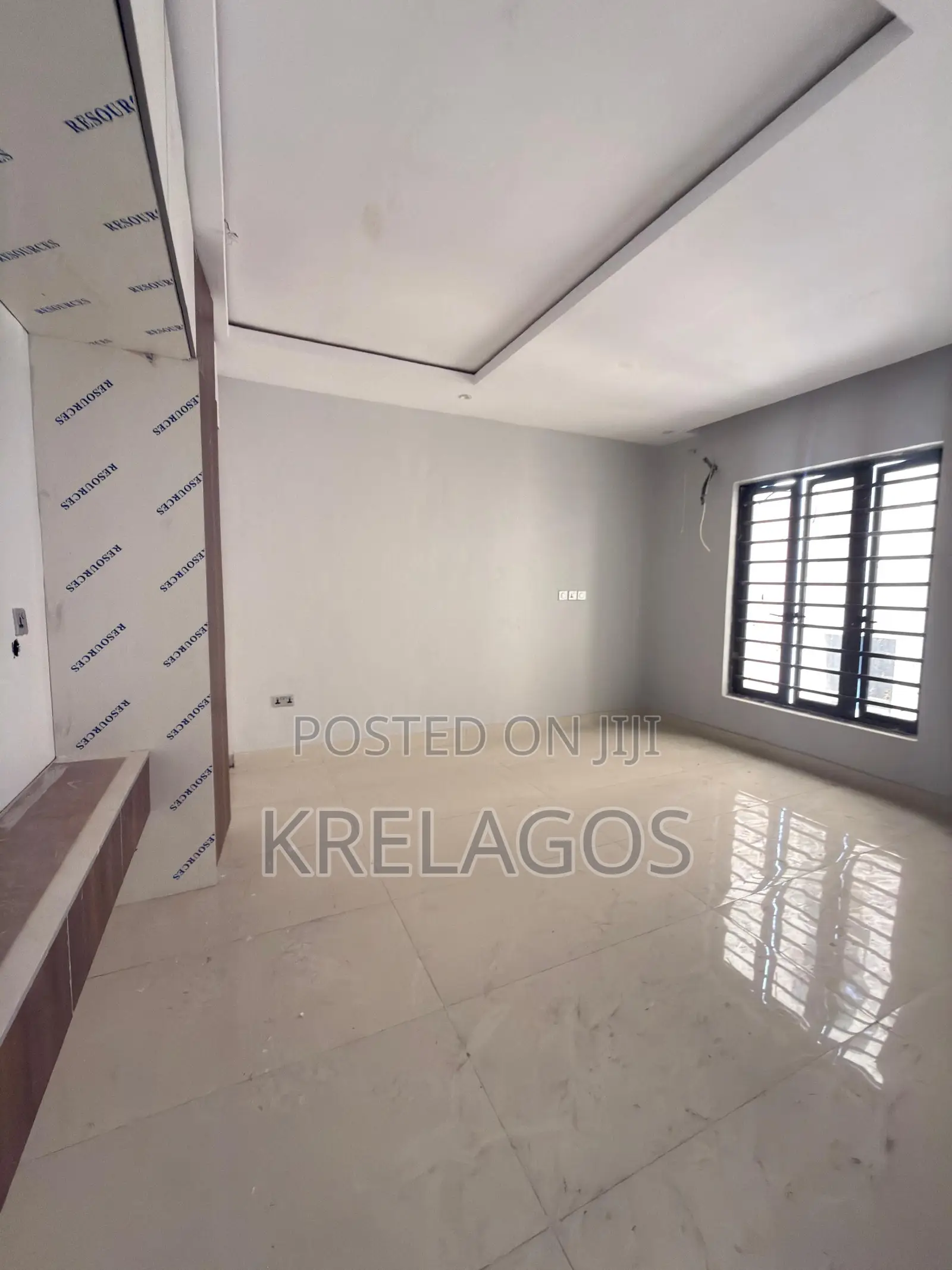 3bdrm Duplex in Ikate for sale in Ikate