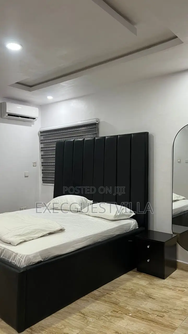 Executive Modern 1-Bedroom Serviced Apartment in Lekki Palm City in Ado / Ajah