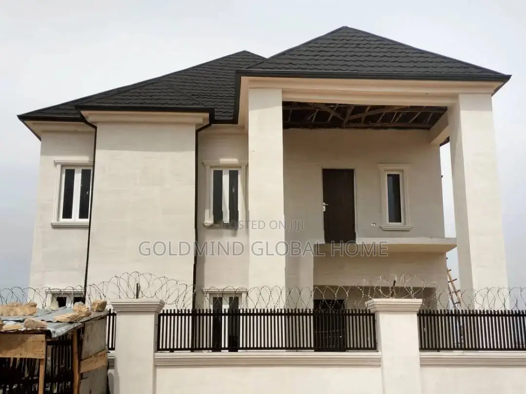 5bdrm Duplex in Lugbe District. for sale in Sabon Lugbe