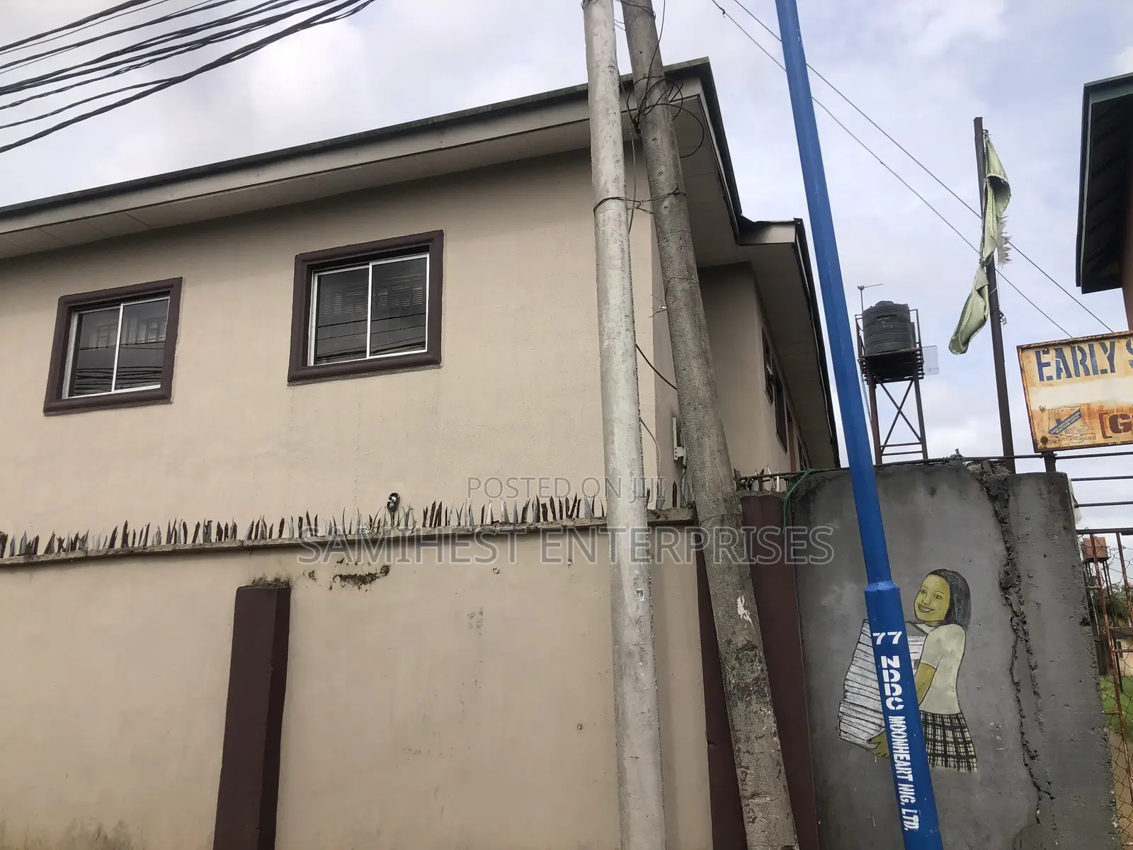 3bdrm Block of Flats in Obio-Akpor for sale in Obio-Akpor
