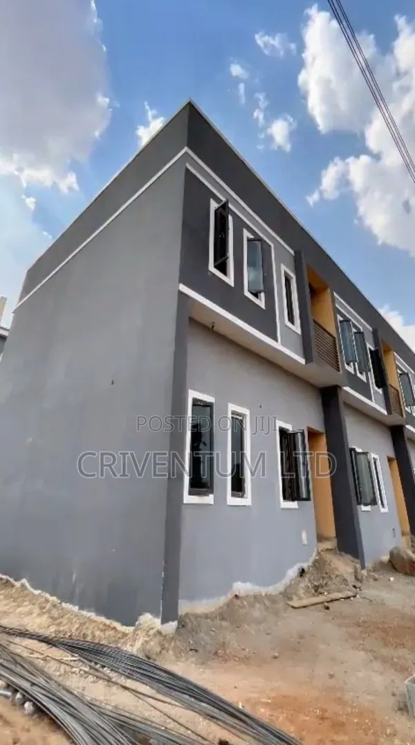 3bdrm Duplex in Karmo for sale in Karmo