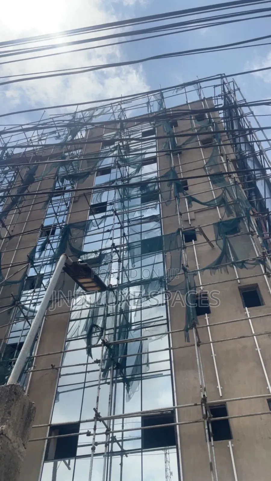 1102sqm Open Office Space on 6floors Along Oba Akran Wa in Oba Akran