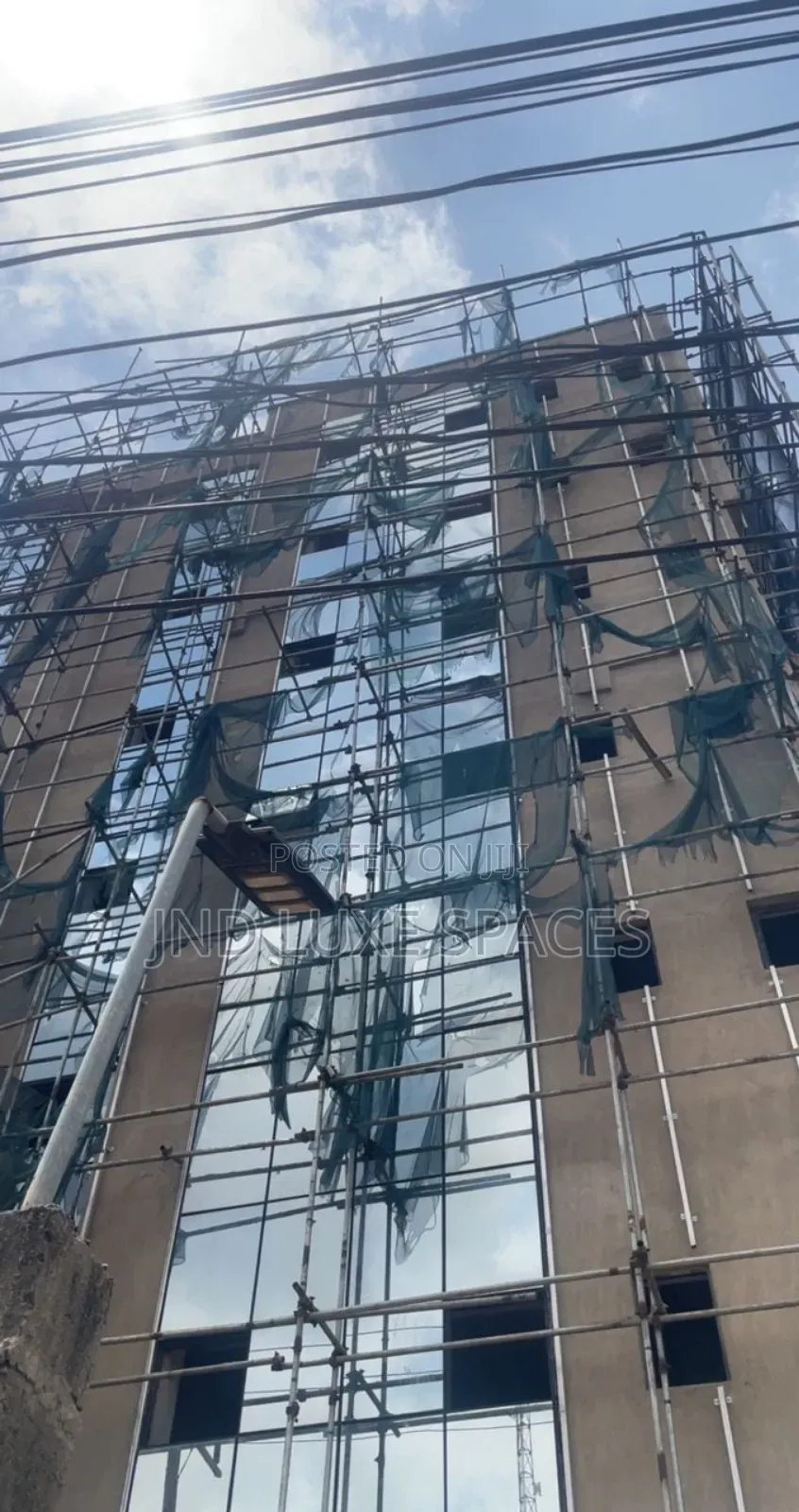 1102sqm Open Office Space on 6floors Along Oba Akran Wa in Oba Akran