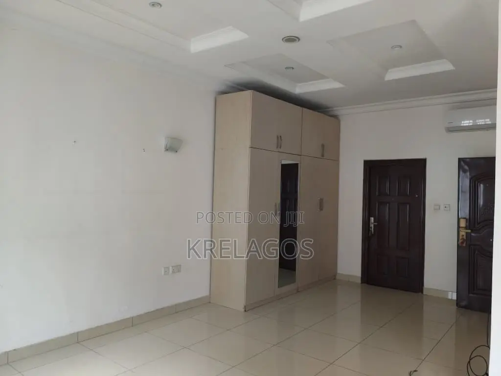 4bdrm Duplex in Ikate for rent in Ikate