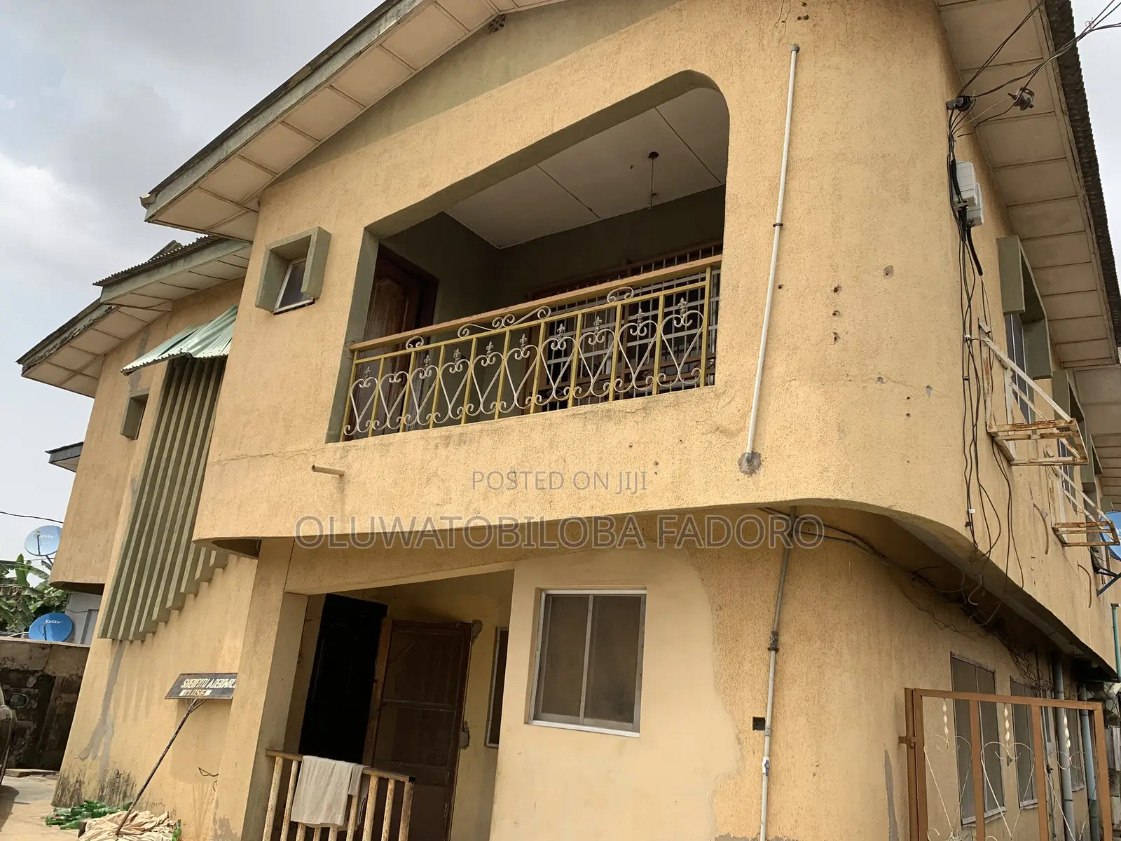 12bdrm Block of Flats in Ipaja Road for sale in Ipaja Road