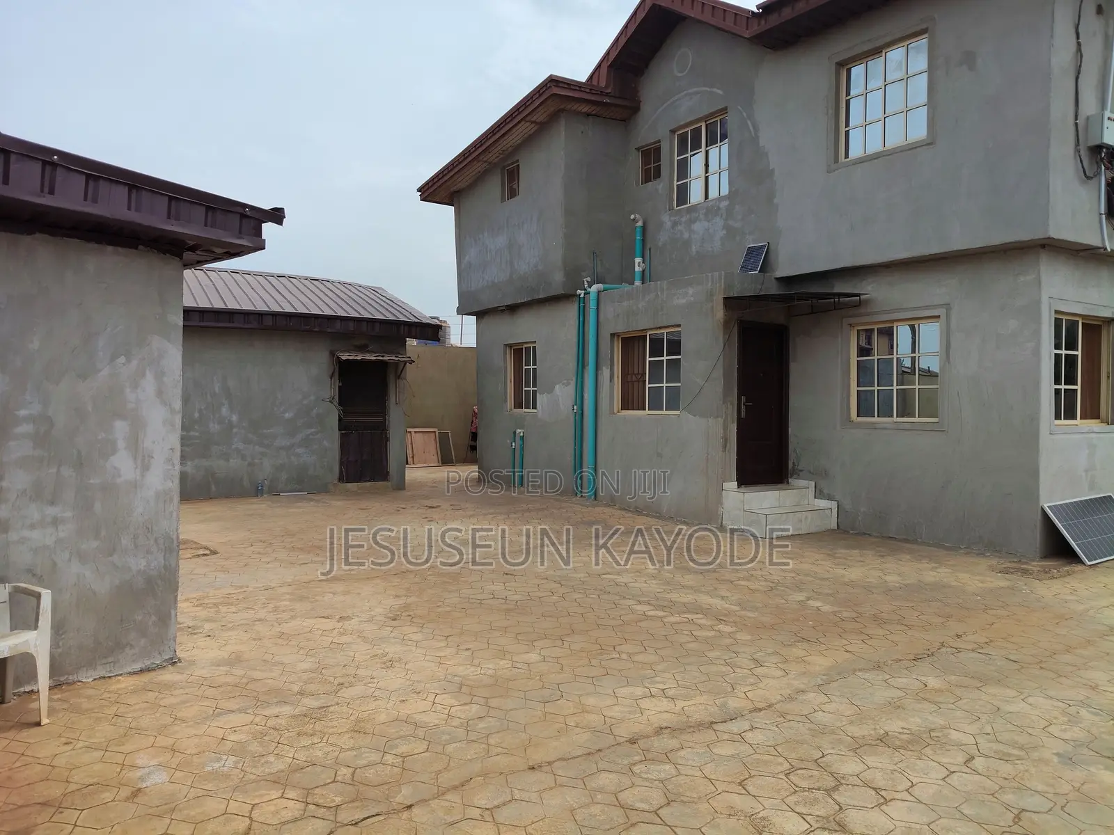2bdrm Apartment in Aga Ikorodu Garage for rent in Ikorodu Garage