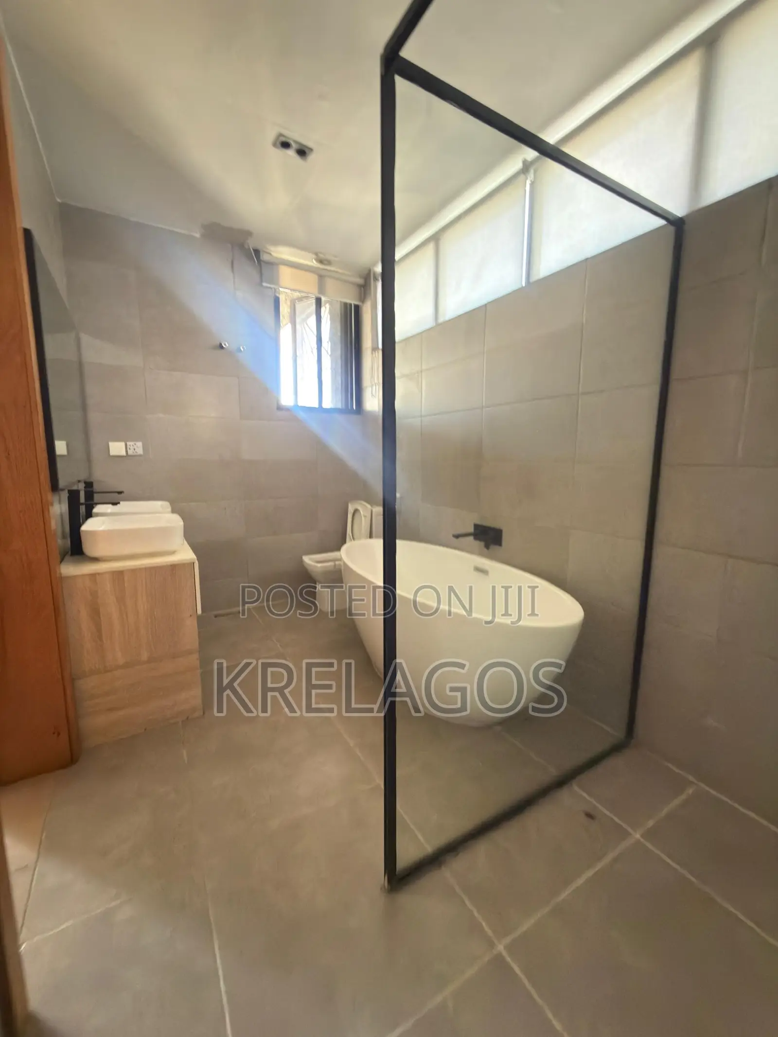4bdrm Duplex in Lekki Phase 1 for rent in Lekki Phase 1