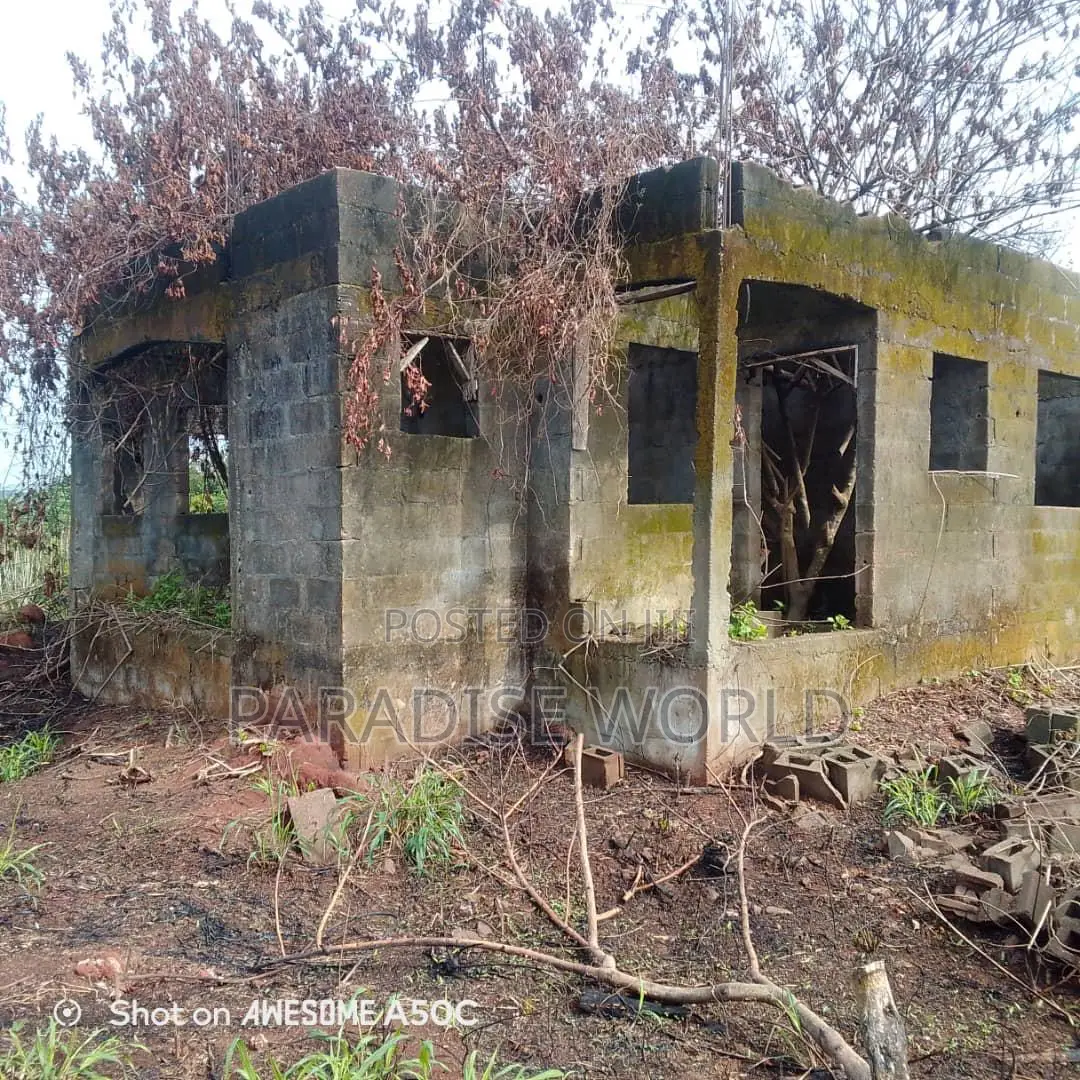 5bdrm Bungalow in Court Estate Phase 1, Shimawa for sale in Shimawa
