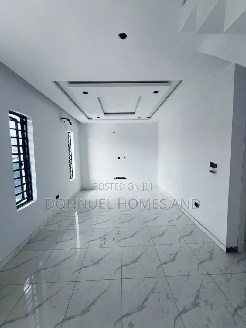 3bdrm Townhouse/Terrace in Abraham Adesanya for sale in Abraham Adesanya