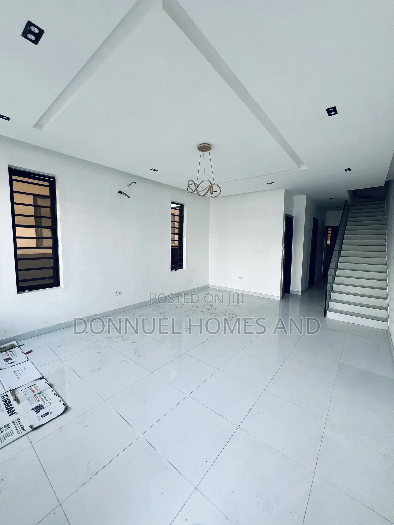 4bdrm Duplex in Ikota for rent in Ikota