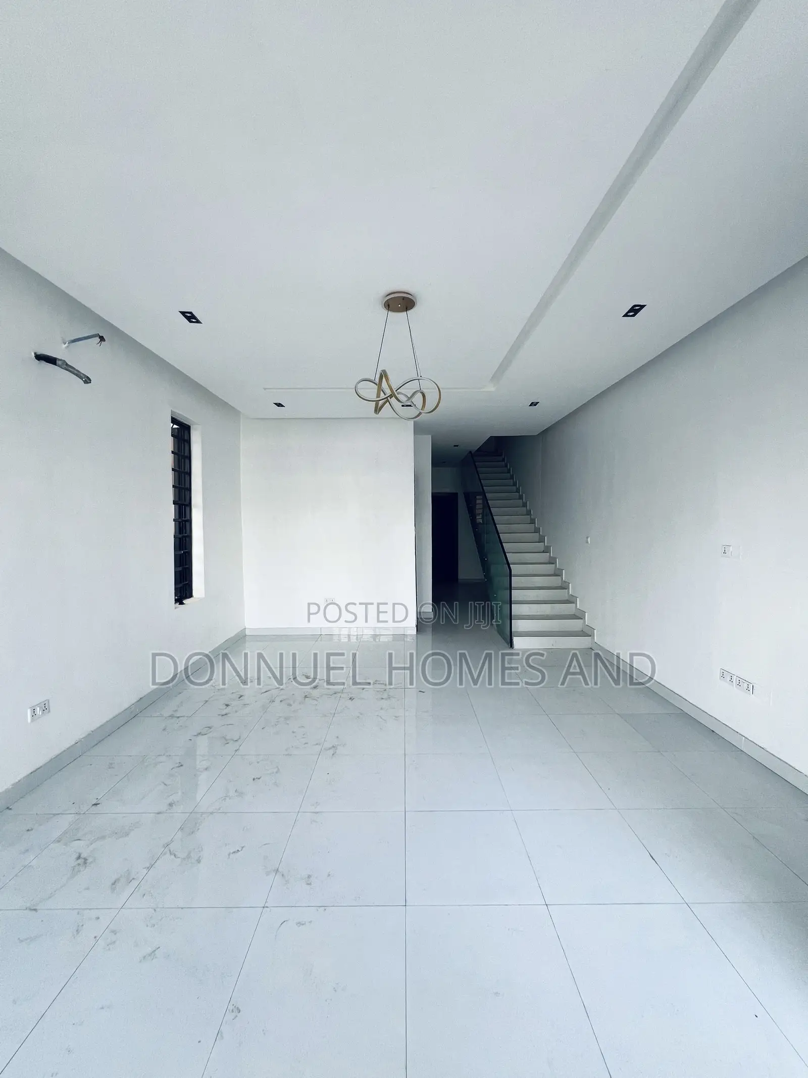 4bdrm Duplex in Ikota for rent in Ikota