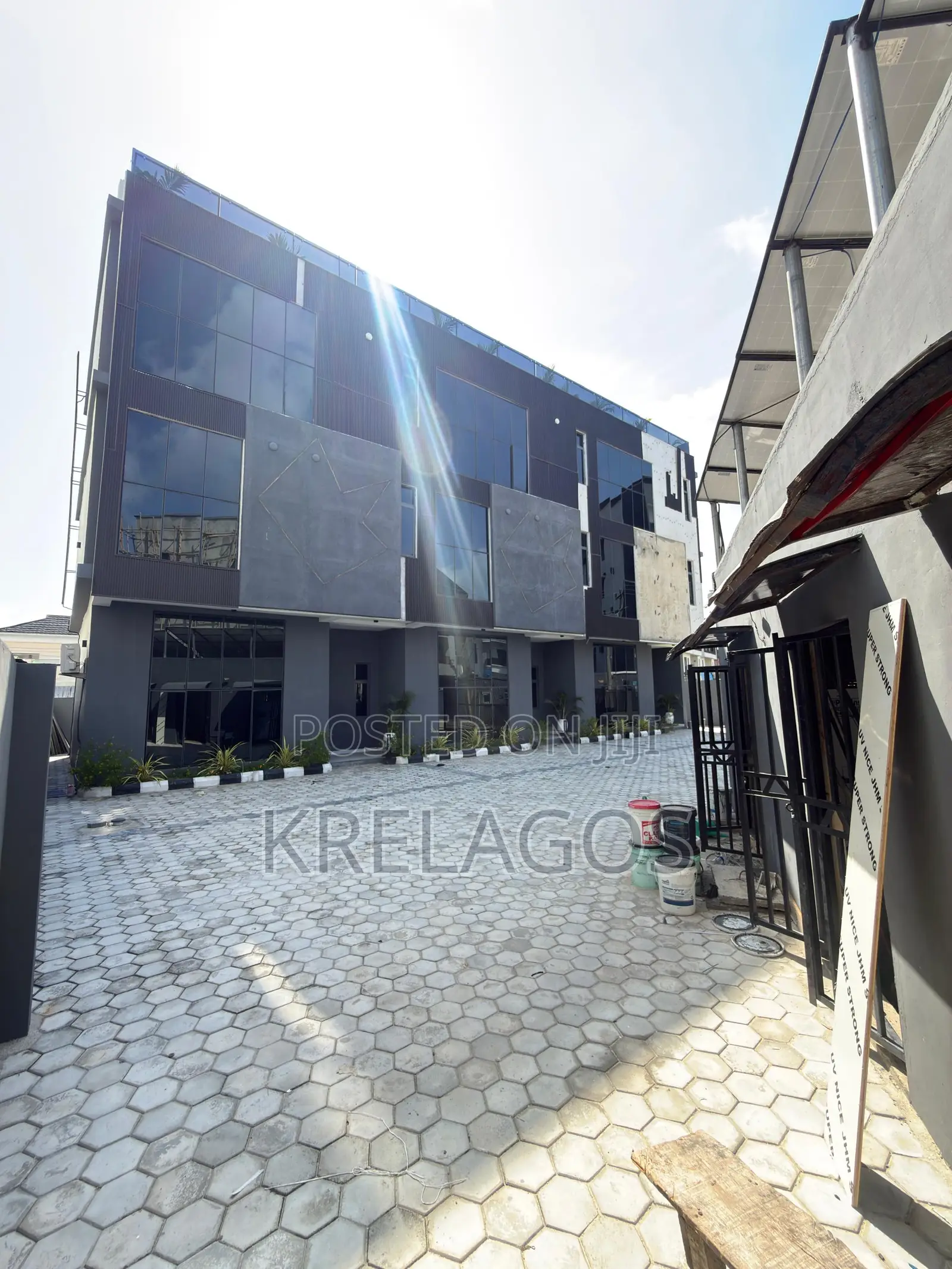 Furnished 4bdrm Duplex in Ikate for sale in Ikate