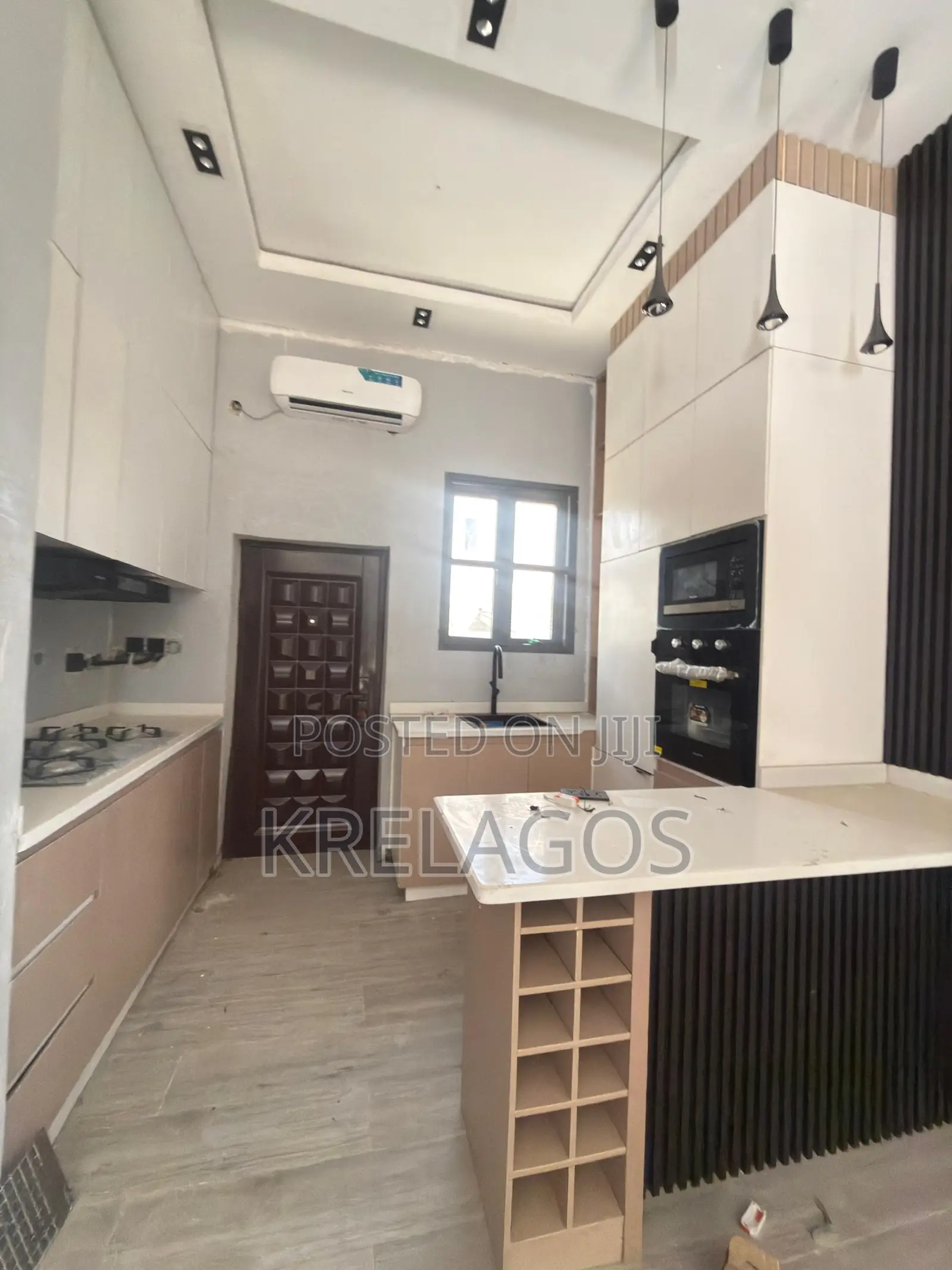 4bdrm Duplex in Ikate for sale in Ikate