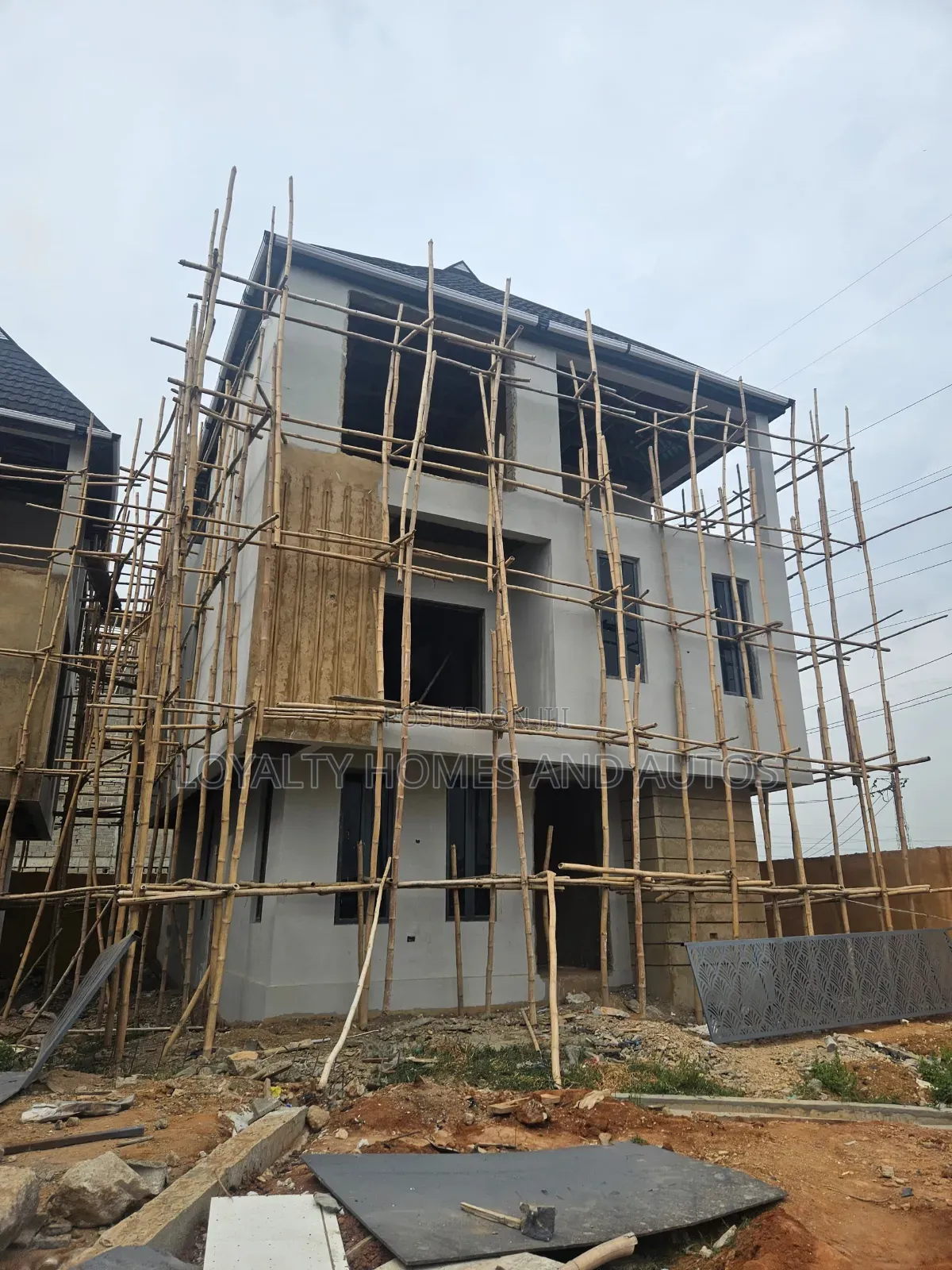 5bdrm House in Agboyi/Ketu for sale in Agboyi/Ketu