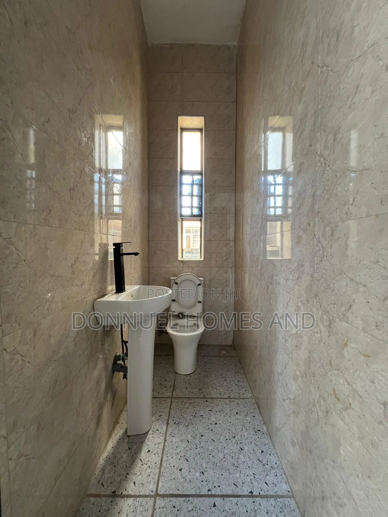 2bdrm Apartment in Lekki Expressway for rent in Lekki Expressway