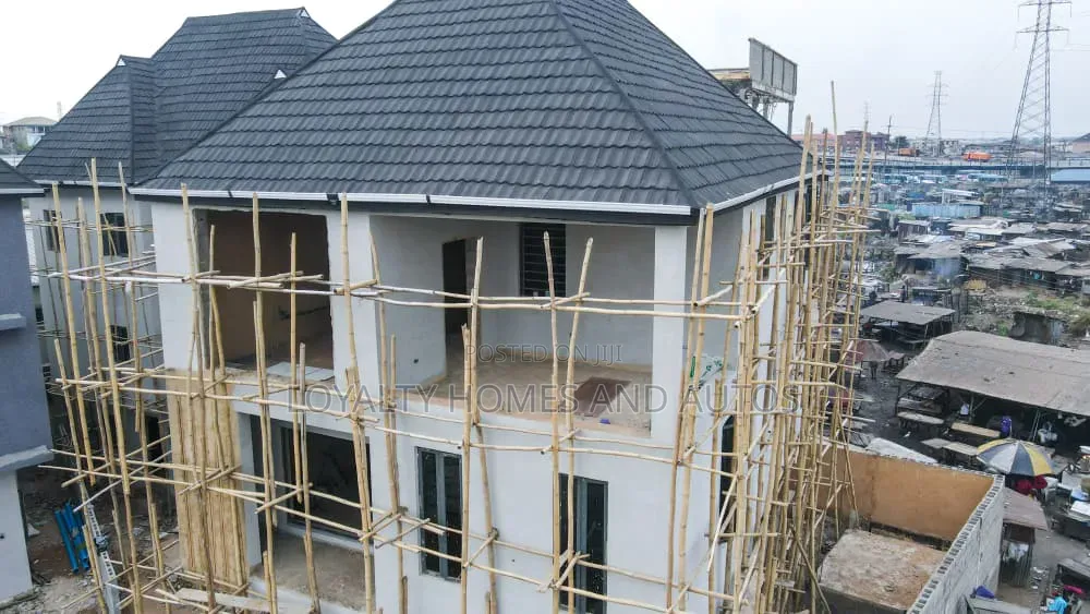 5bdrm House in Agboyi/Ketu for sale in Agboyi/Ketu