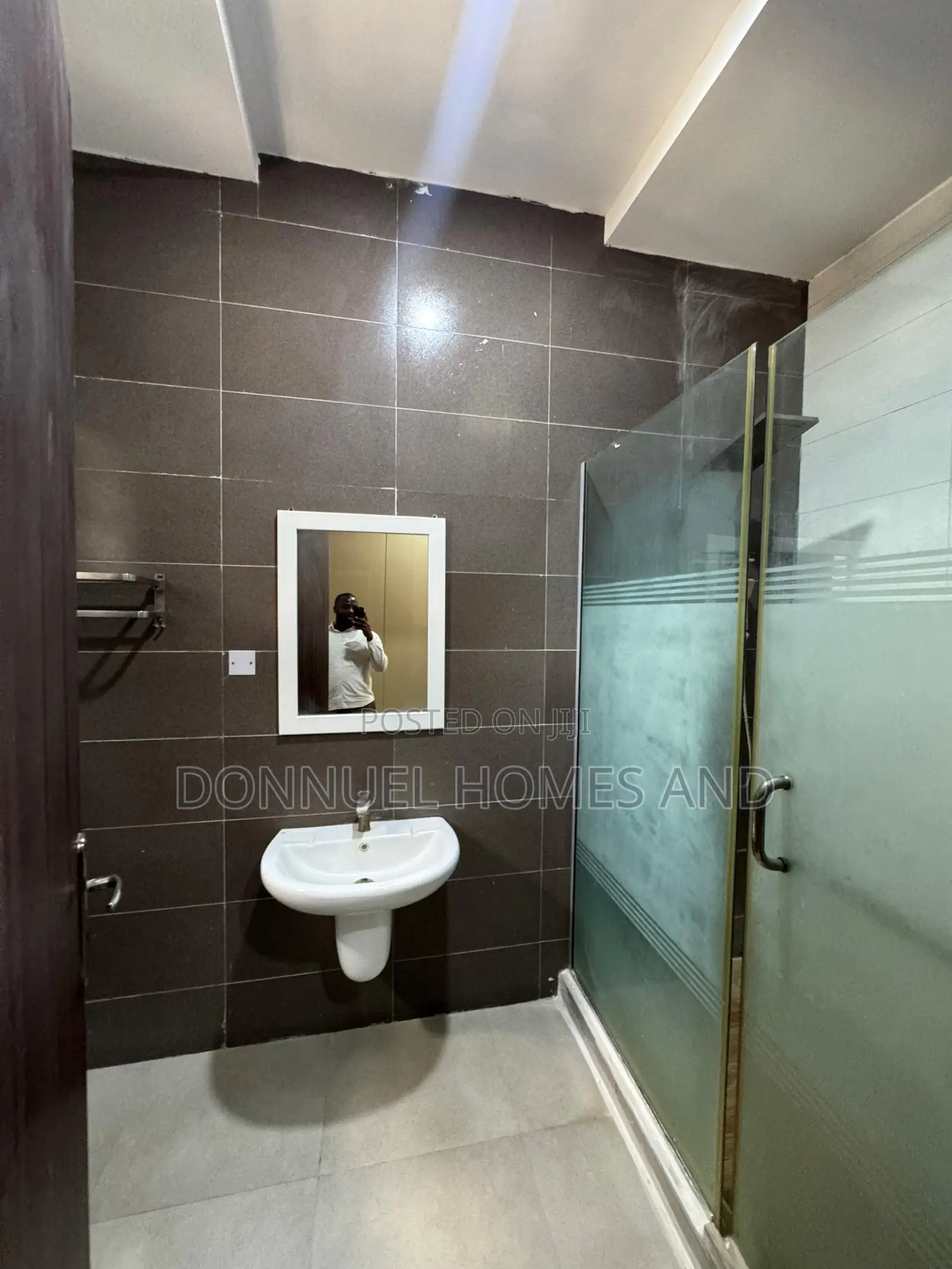 5bdrm Duplex in Ikate for rent in Ikate