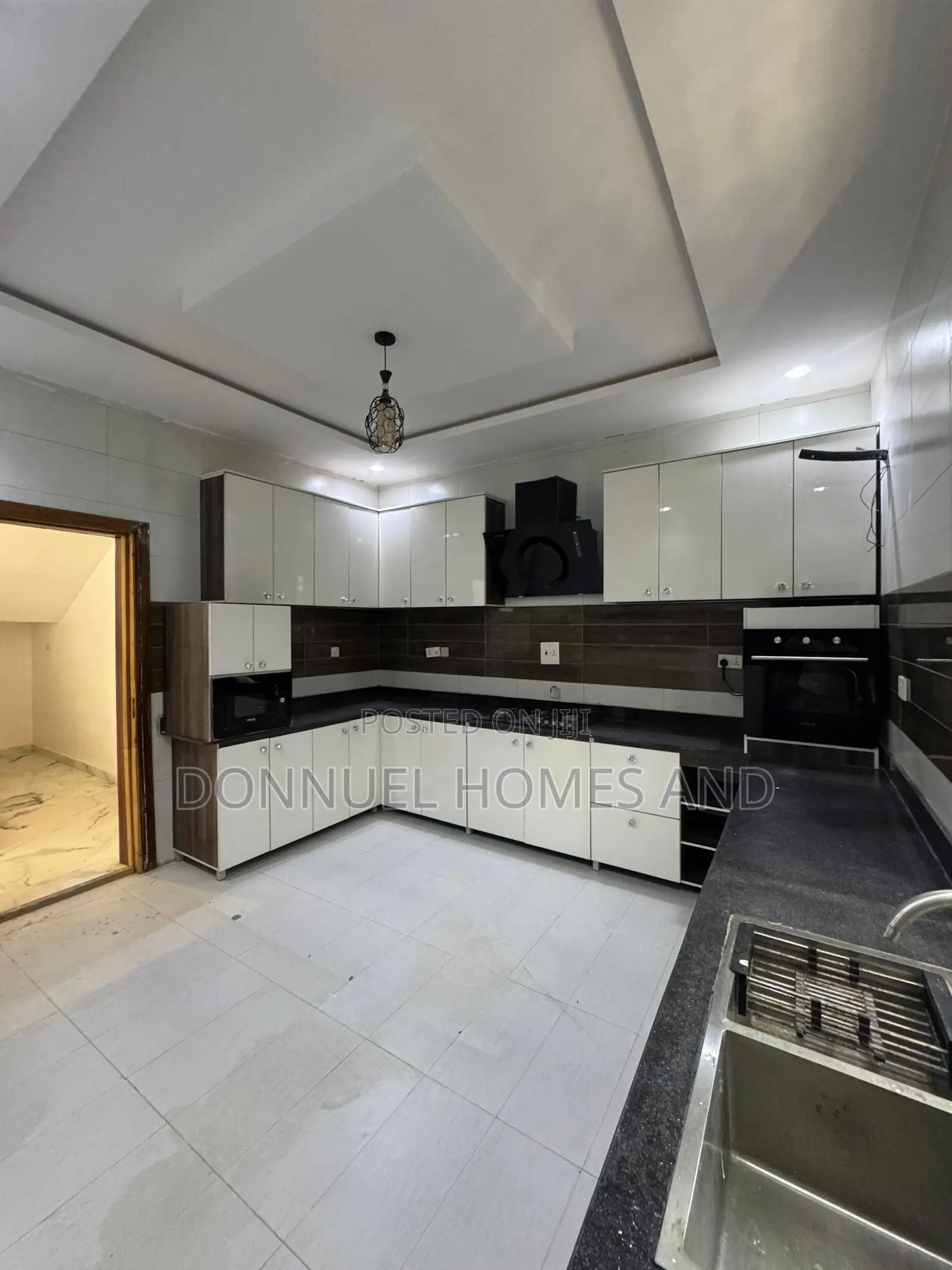 5bdrm Duplex in Ikate for rent in Ikate