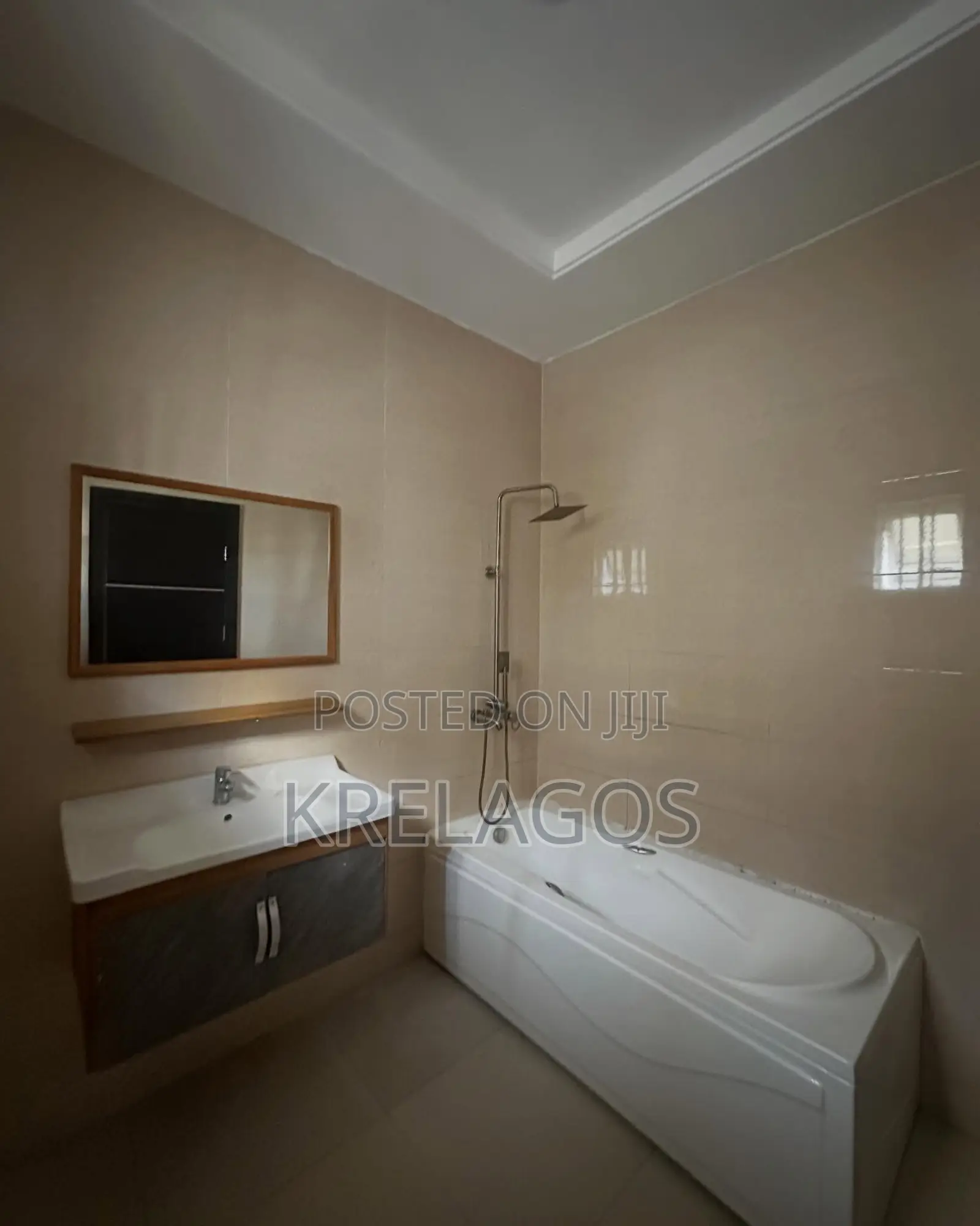 5bdrm Duplex in Ikate for rent in Ikate