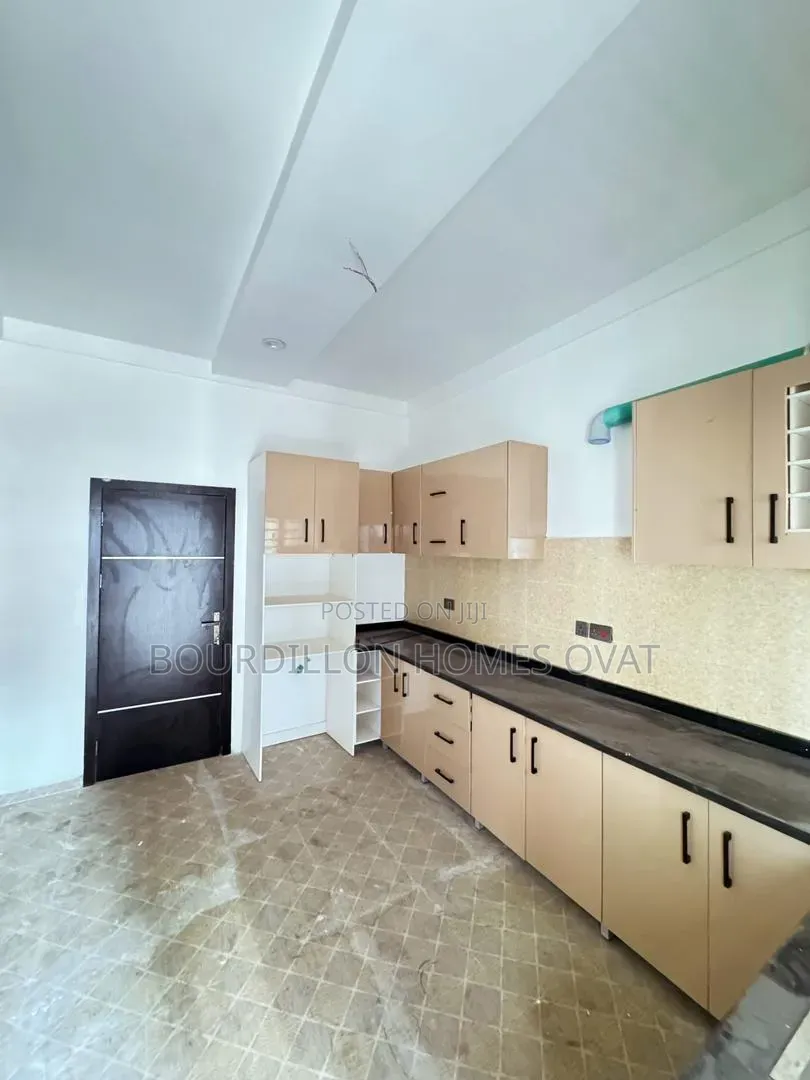 4bdrm Duplex in Ikota Lekki Lagos for sale in Ikota