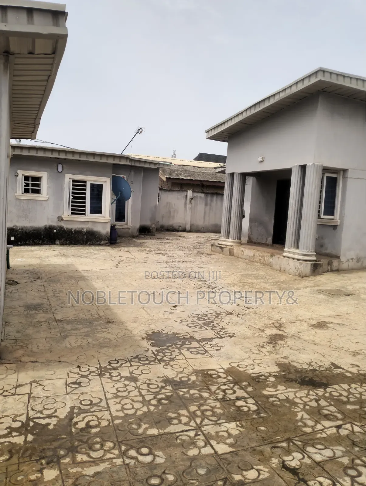 2bdrm Bungalow in Baruwa Ipaja Lagos for sale in Baruwa