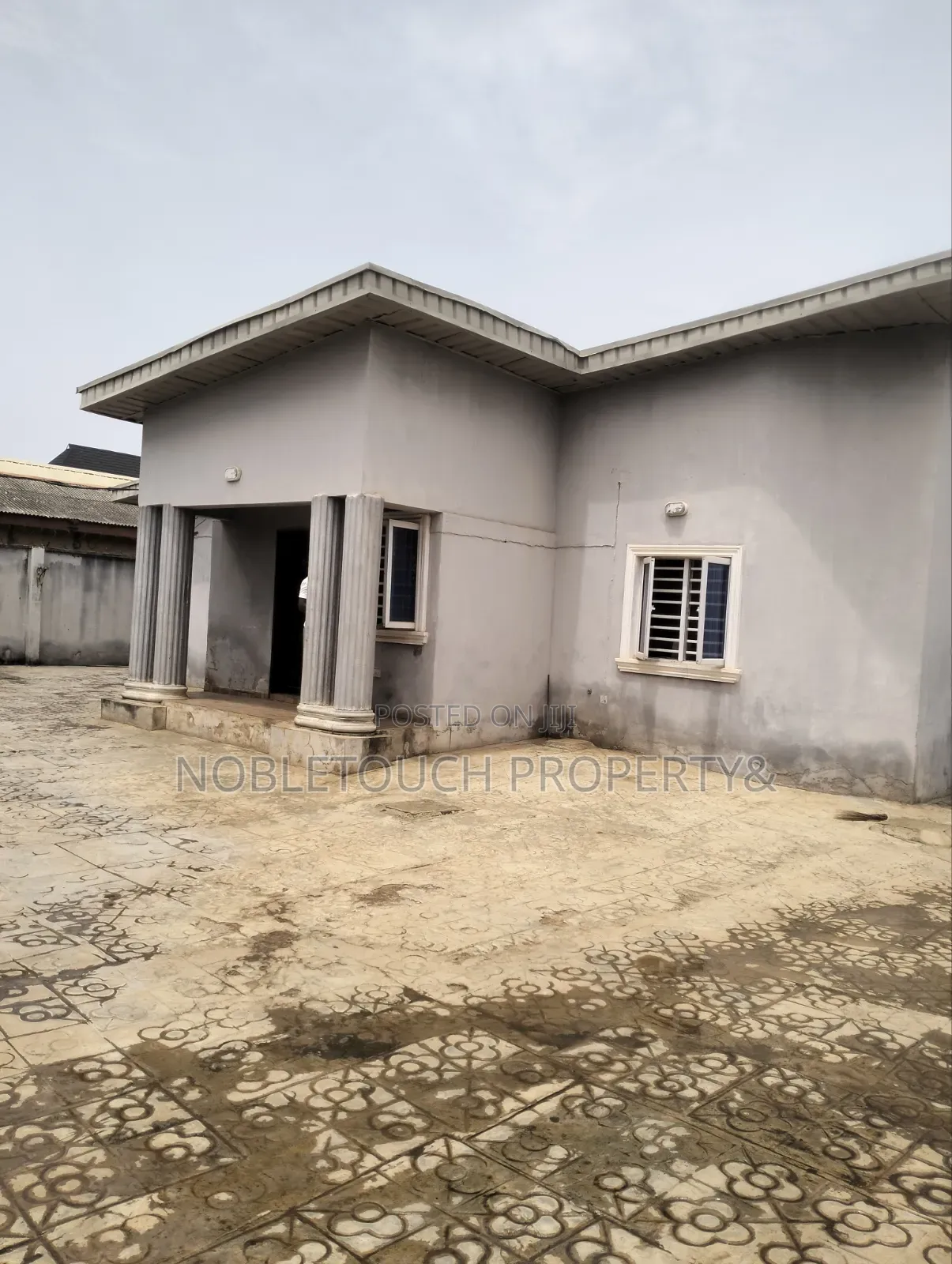 2bdrm Bungalow in Baruwa Ipaja Lagos for sale in Baruwa