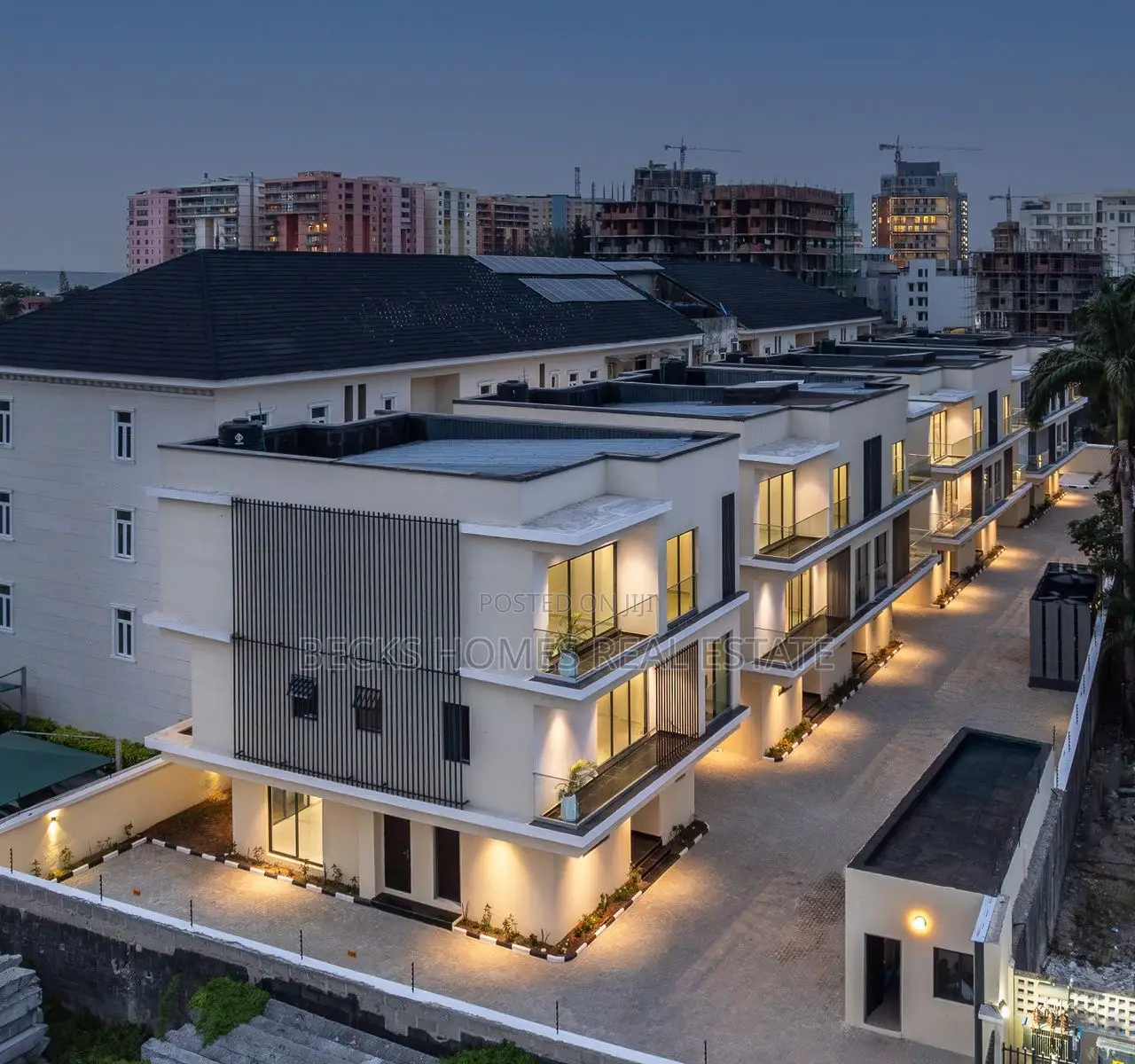 Furnished 5bdrm Duplex in Parkview Estate for sale in Parkview Estate