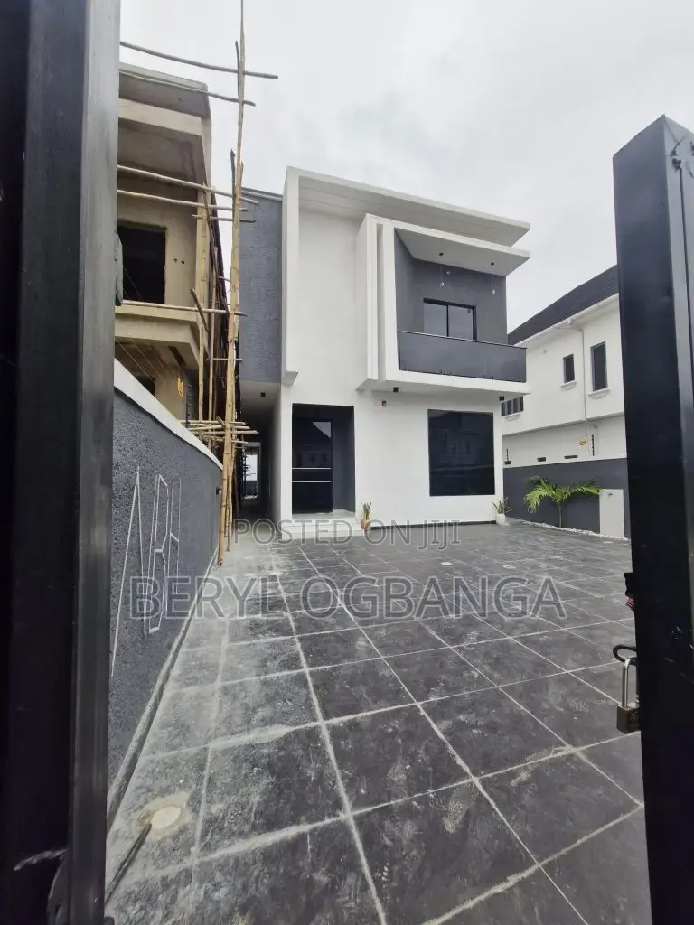 5bdrm Duplex in Ado / Ajah for sale in Ado / Ajah