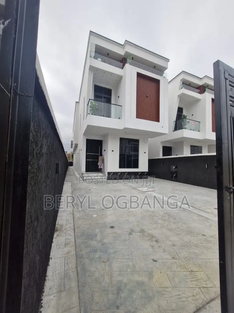 5bdrm Duplex in Ado / Ajah for sale in Ado / Ajah