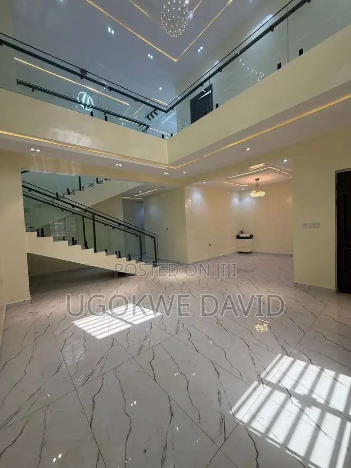 4bdrm Duplex in Centenary, Enugu for sale in Enugu