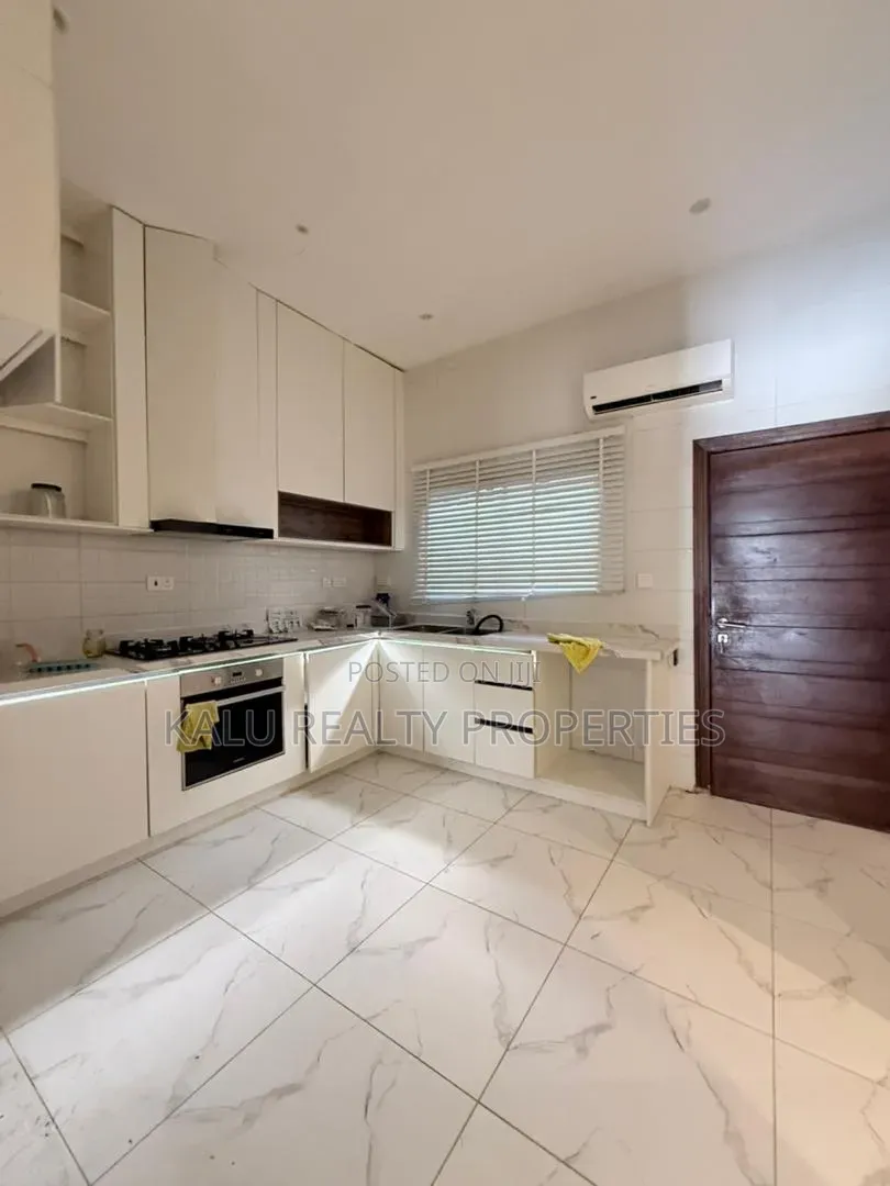 4bdrm Duplex in Ikate for rent in Ikate-Elegushi