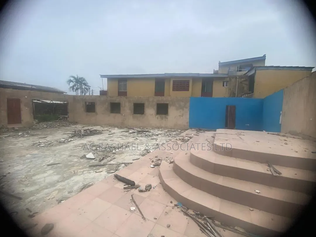 500sqm Warehouse, Open Space for Lease at Mushin Close to Ladipo in Ladipo